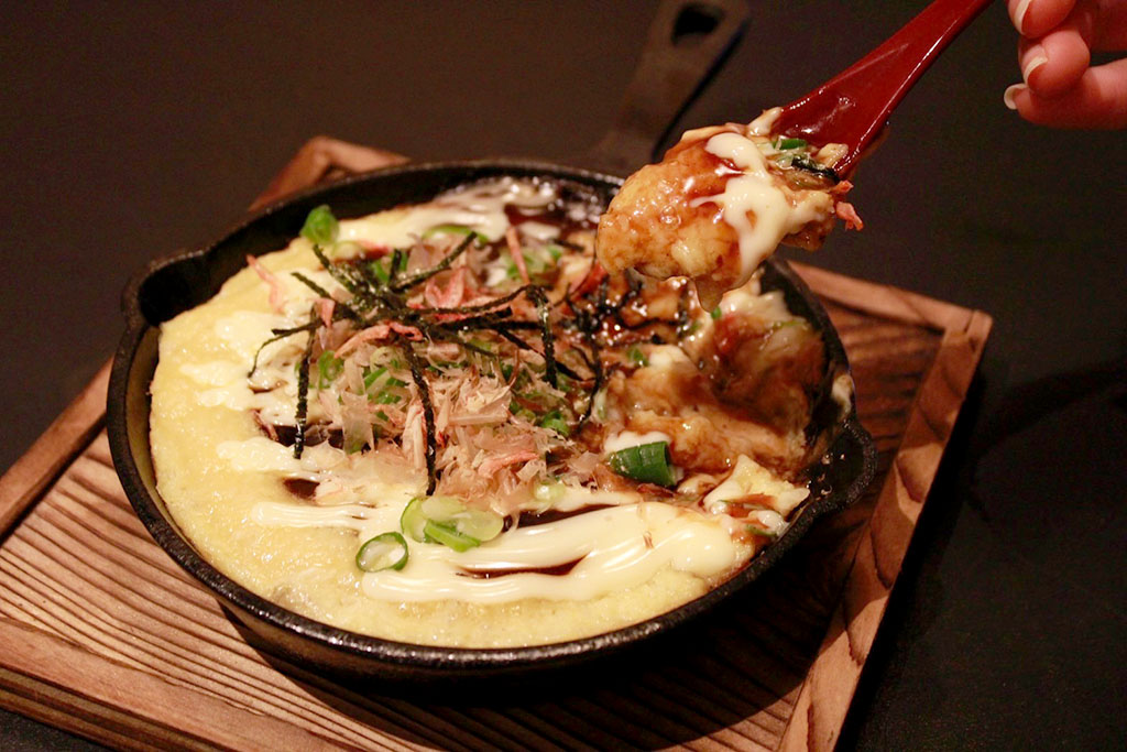 山芋鉄板 / Grilled yam hot plate